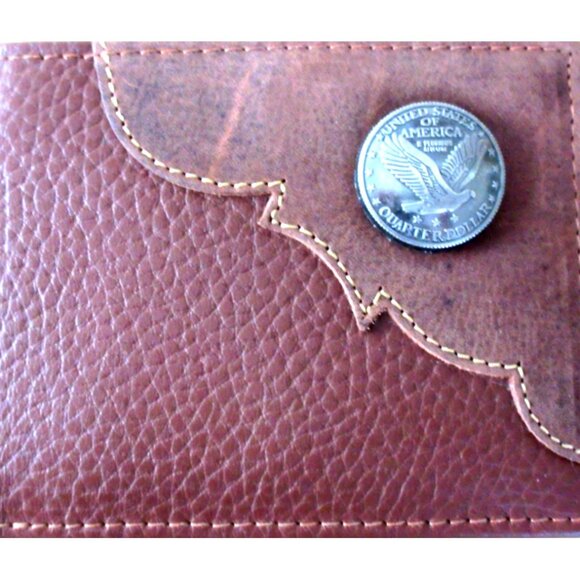 American Bison Men's Eagle Medallion Bifold Rodeo Brown Leather Wallet NEW - Picture 2 of 10